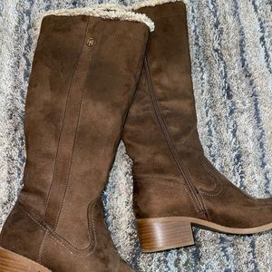 Tommy Hilfiger boots